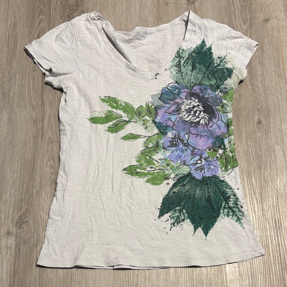 Banana Republic‎ Floral Tee with Purple and Green Accents